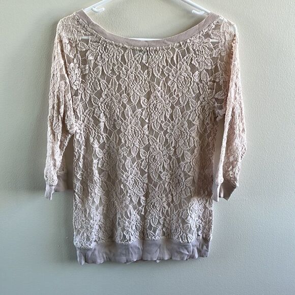 Lacy Top   - Picture 4 of 7